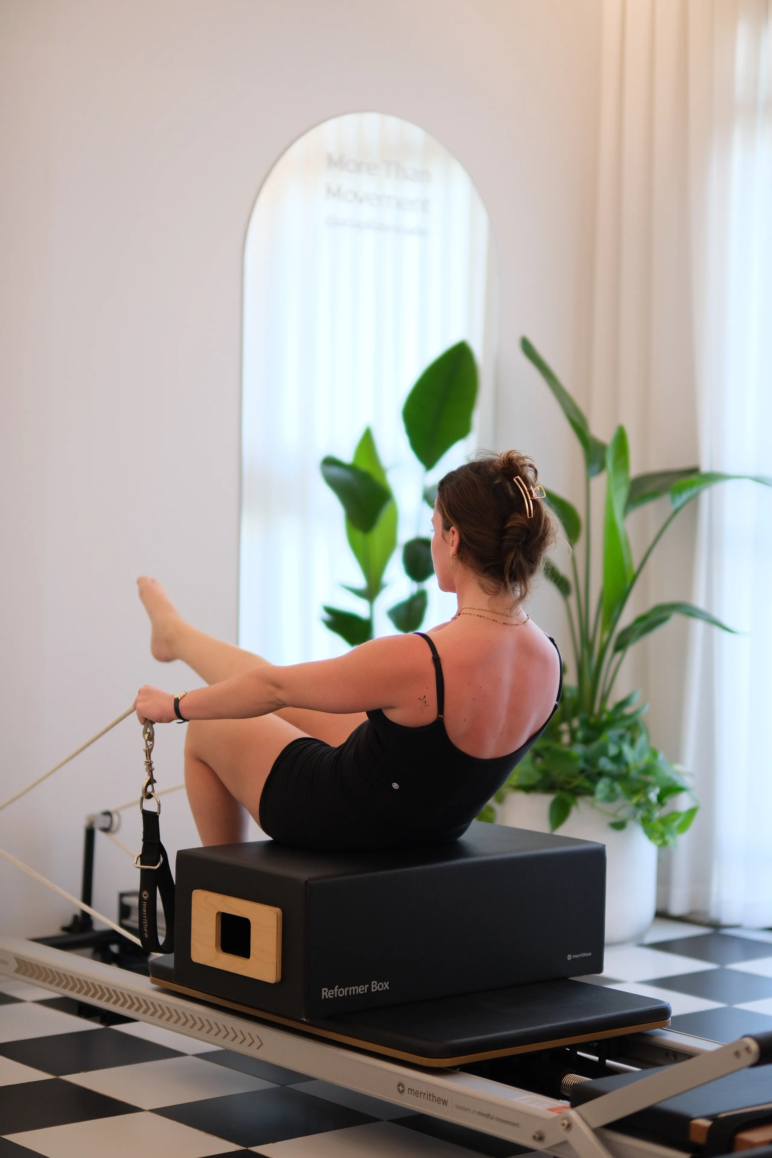 יוגה רפורמר – Yoga x Reformer